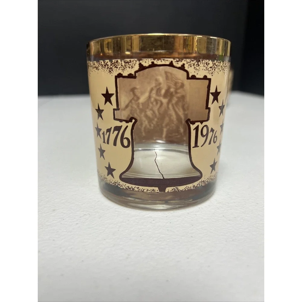 Set Of 4 Vintage Bicentennial‎ Declaration of Independence Whiskey Glasses